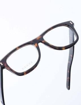 Armanzon Gucci para hombre