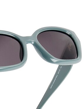Lentes de sol Coach HC8434U para mujer
