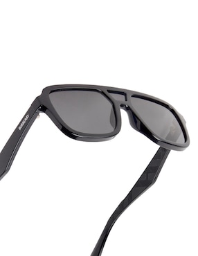 Lentes de sol Burberry Embossed para hombre