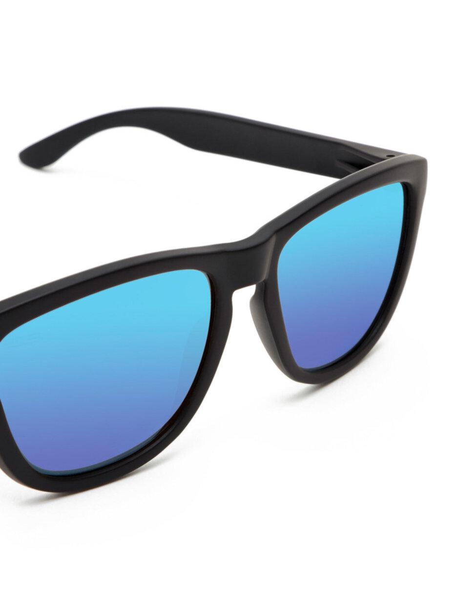 Lentes de sol One Polarized Carbon Black · Sky One unisex 3