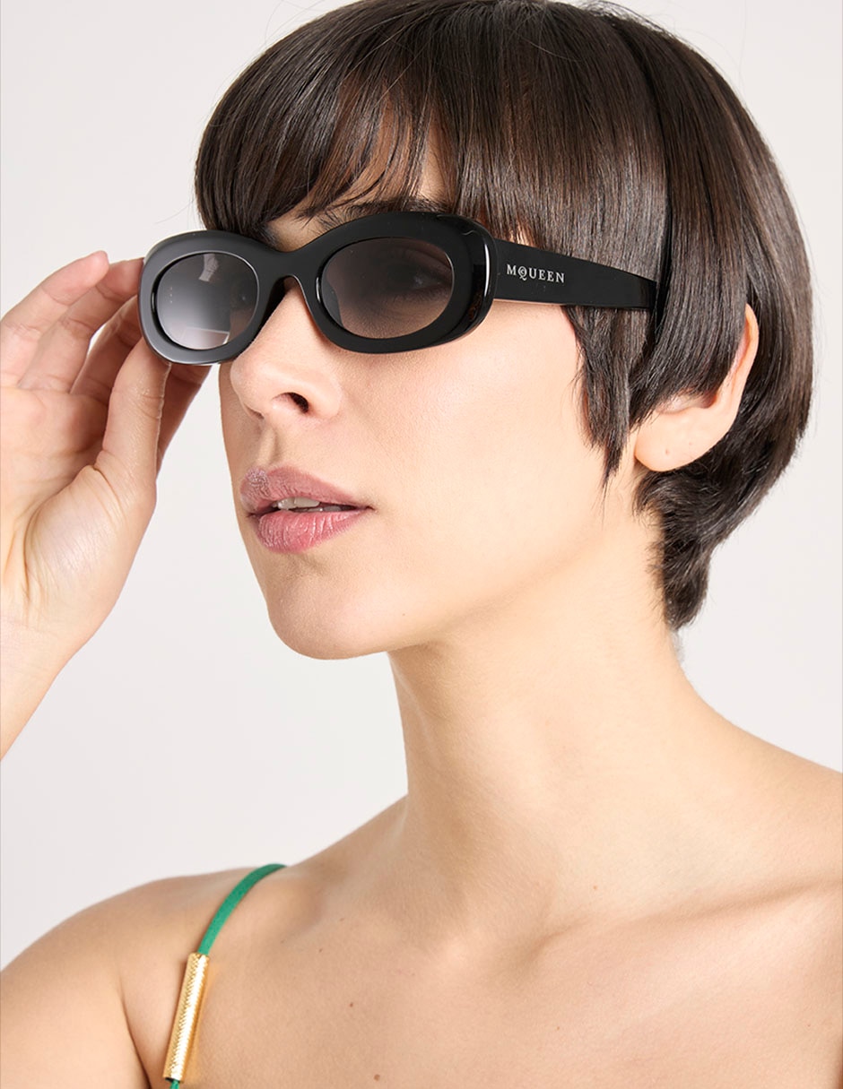 Lentes de sol 
AM0527S-001 para mujer 6